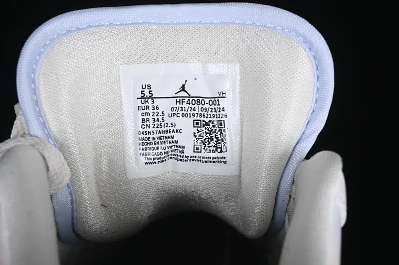 All Categories Air Jordan Jordan Series Basketball Shoes Air Jordan 1 Low Air Jordan 1 Low "Year of the Snake 2025" AJ1 Joe 1 Beige Symphony Pearlescent Low-top Cultural Basketball Shoes HF4080-001